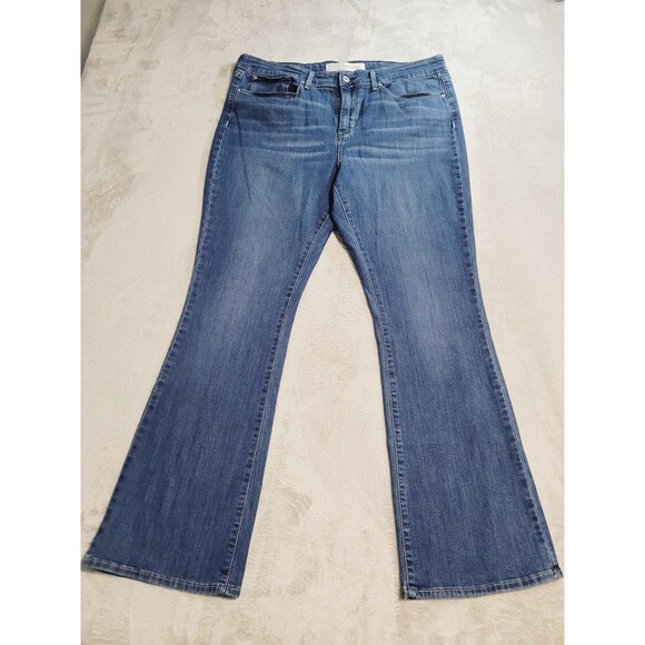 Levi's Denim - Levi's Signature Mid-Rise Bootcut Super Stretch Women’s Size 16 33x32 Dark Wash